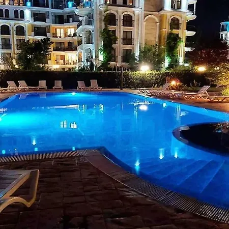 Aparthotel Magnolia Garden 3*