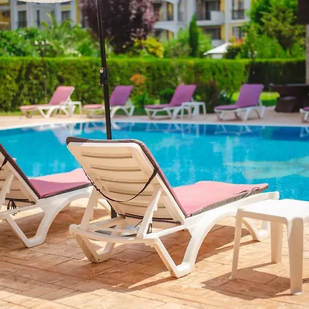 Aparthotel Magnolia Garden 3*