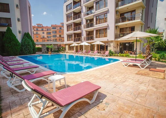 Magnolia Garden 阳光海滩