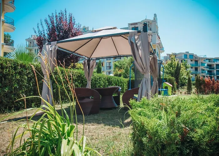 Magnolia Garden 3*