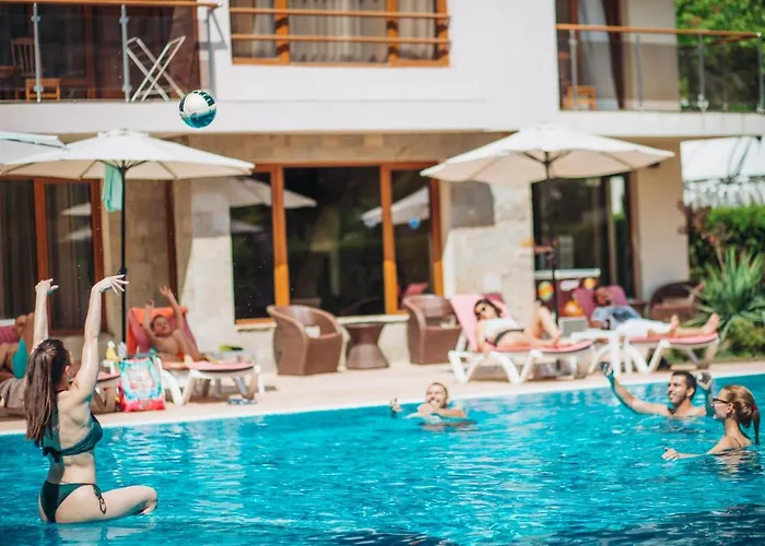 Magnolia Garden 阳光海滩