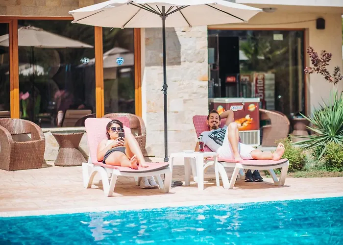 Lägenhetshotell Magnolia Garden Slăntjev Brjag