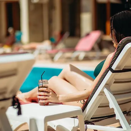 Magnolia Garden 아파트호텔