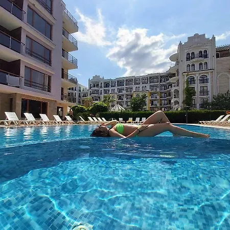 Aparthotel Magnolia Garden 2*