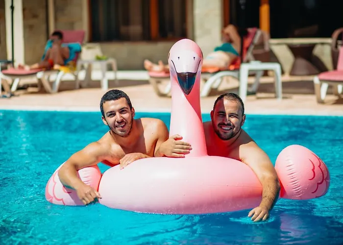 Magnolia Garden 3* Napospart