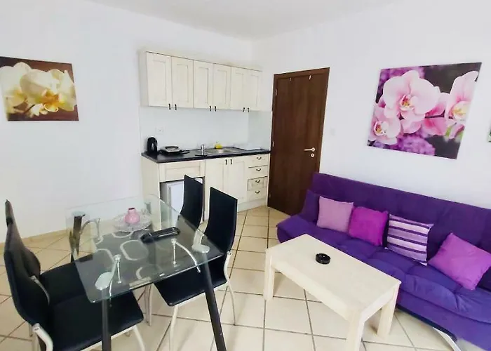 Magnolia Garden Apartmanhotel